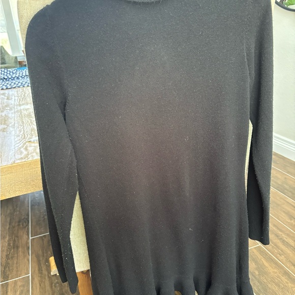 Ruffled Cardigan - Picture 3 of 7